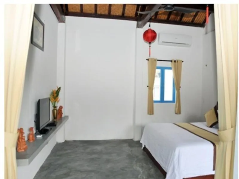 Local Beach Homestay Hoi An