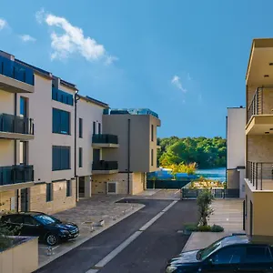 apartment-laurel-medulin.in-istria.net/