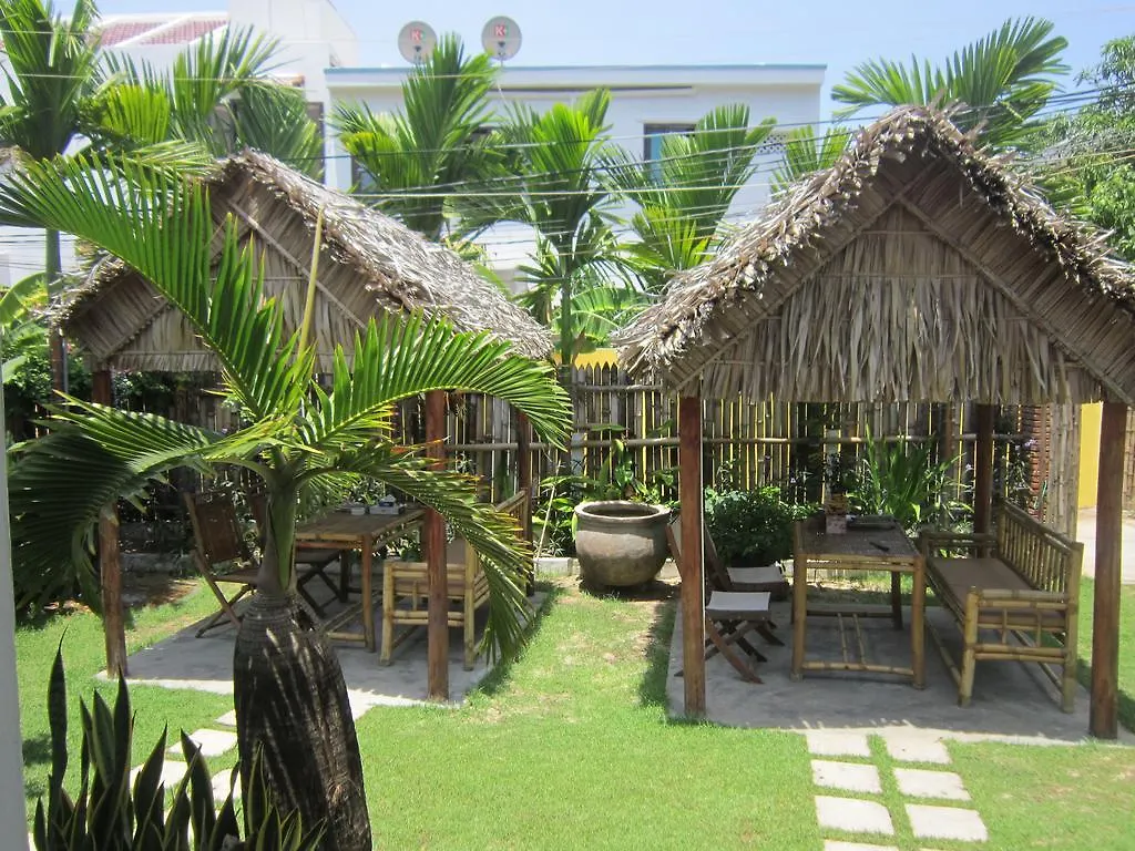 Local Beach Homestay Hoi An