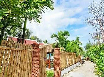 Local Beach Homestay Hoi An